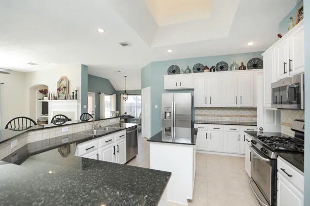 $385,000 | 1214 Berwick Manor Court, Spring, TX 77379