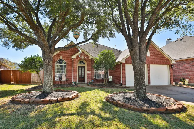 $385,000 | 1214 Berwick Manor Court, Spring, TX 77379