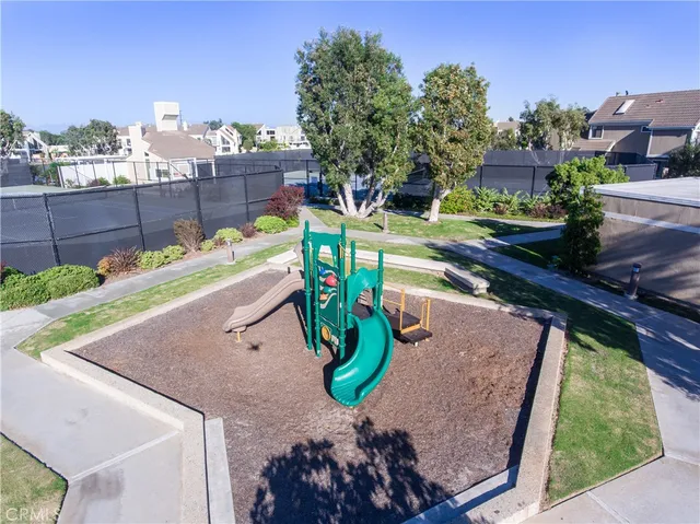 $1,499,000 | 3842 Montego Drive, Huntington Beach, CA 92649