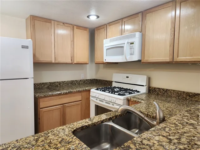 $150,000 | 3800 Desert Marina Drive, Unit 160, Laughlin, NV 89029