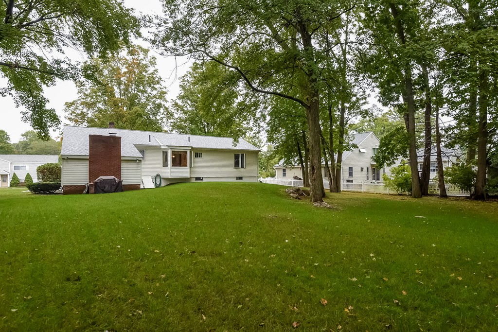9 Carpenter Road Lynnfield, MA 01940 - Photo 27 of 30 Gallery Image 27