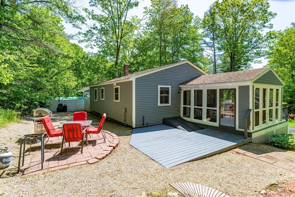 6 Seneca Drive Ashburnham, MA 01430 - Photo 2 of 42