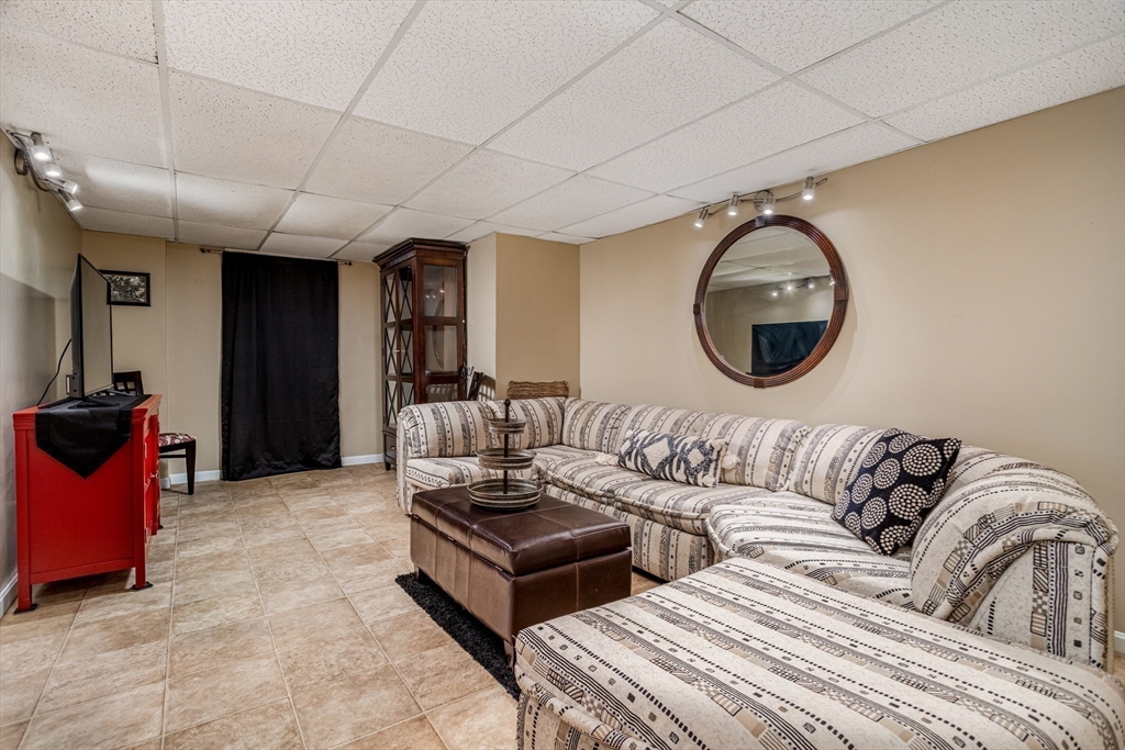 6 Seneca Drive Ashburnham, MA 01430 - Photo 27 of 42