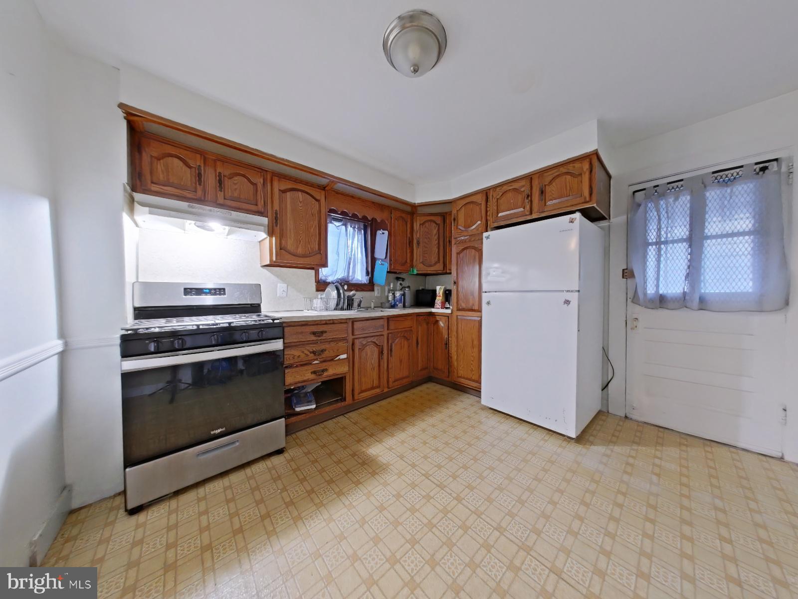 3150 Arbor Street Philadelphia, PA 19134 - Photo 14 of 28 Kitchen