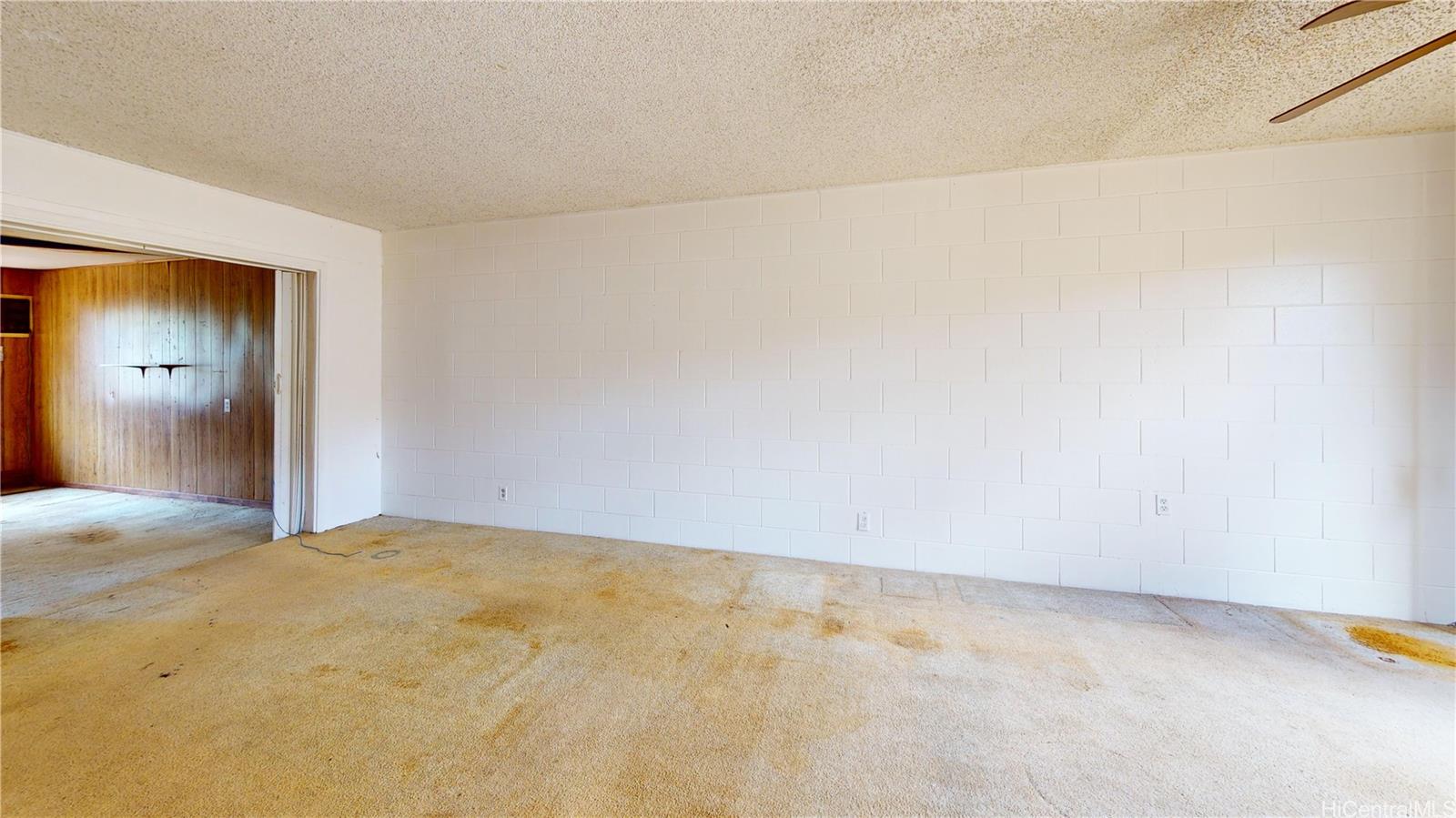85-128 Ala Walua Street, Unit B Waianae, HI 96792 - Photo 5 of 16 a view of empty room