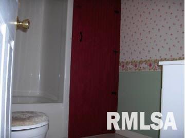 7366 East March Road Woodlawn, IL 62898 - Photo 15 of 17