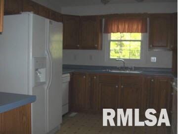 7366 East March Road Woodlawn, IL 62898 - Photo 5 of 17