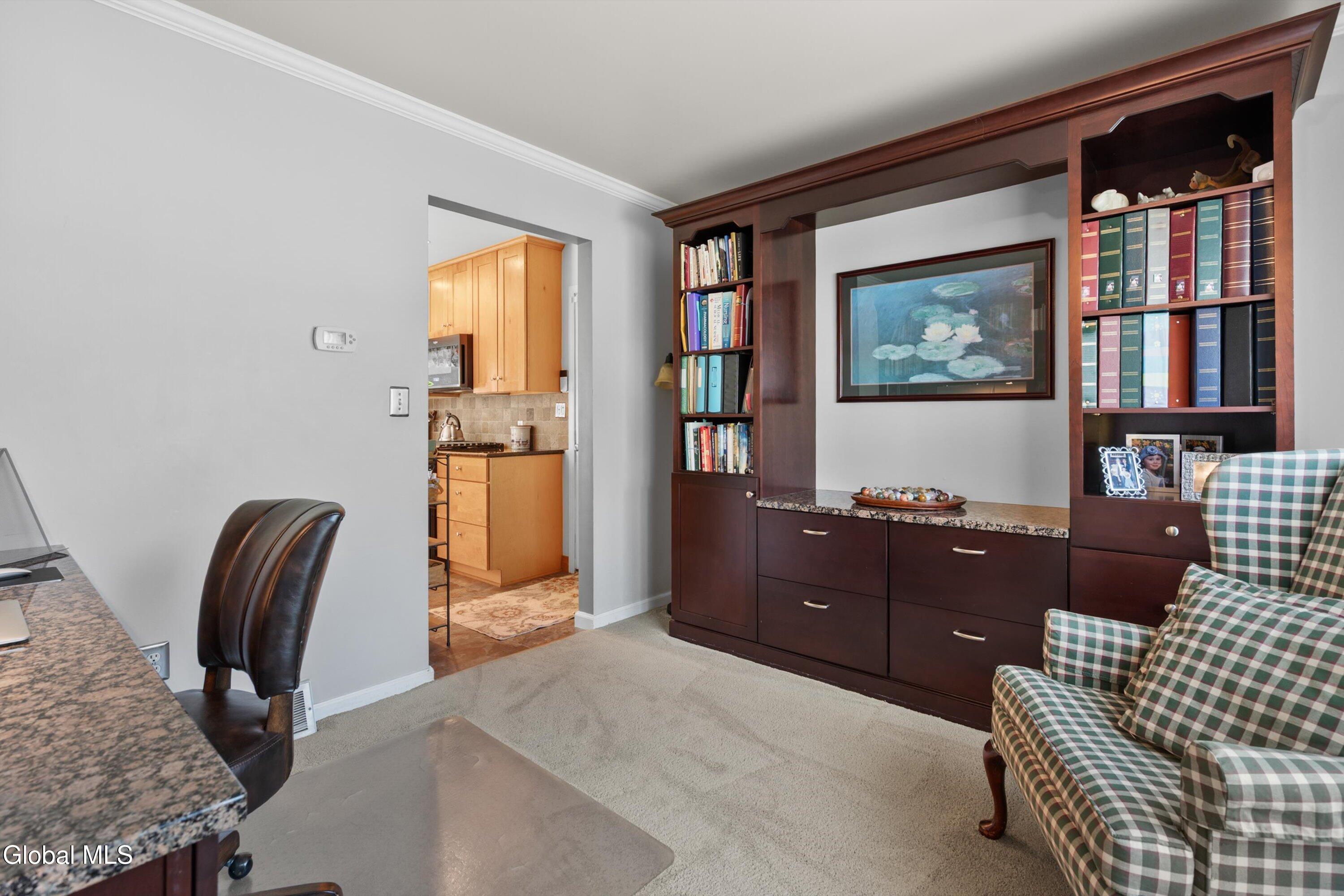 47 New Netherland Way Halfmoon, NY 12065 - Photo 14 of 48 18-47 New Netherland Way-1