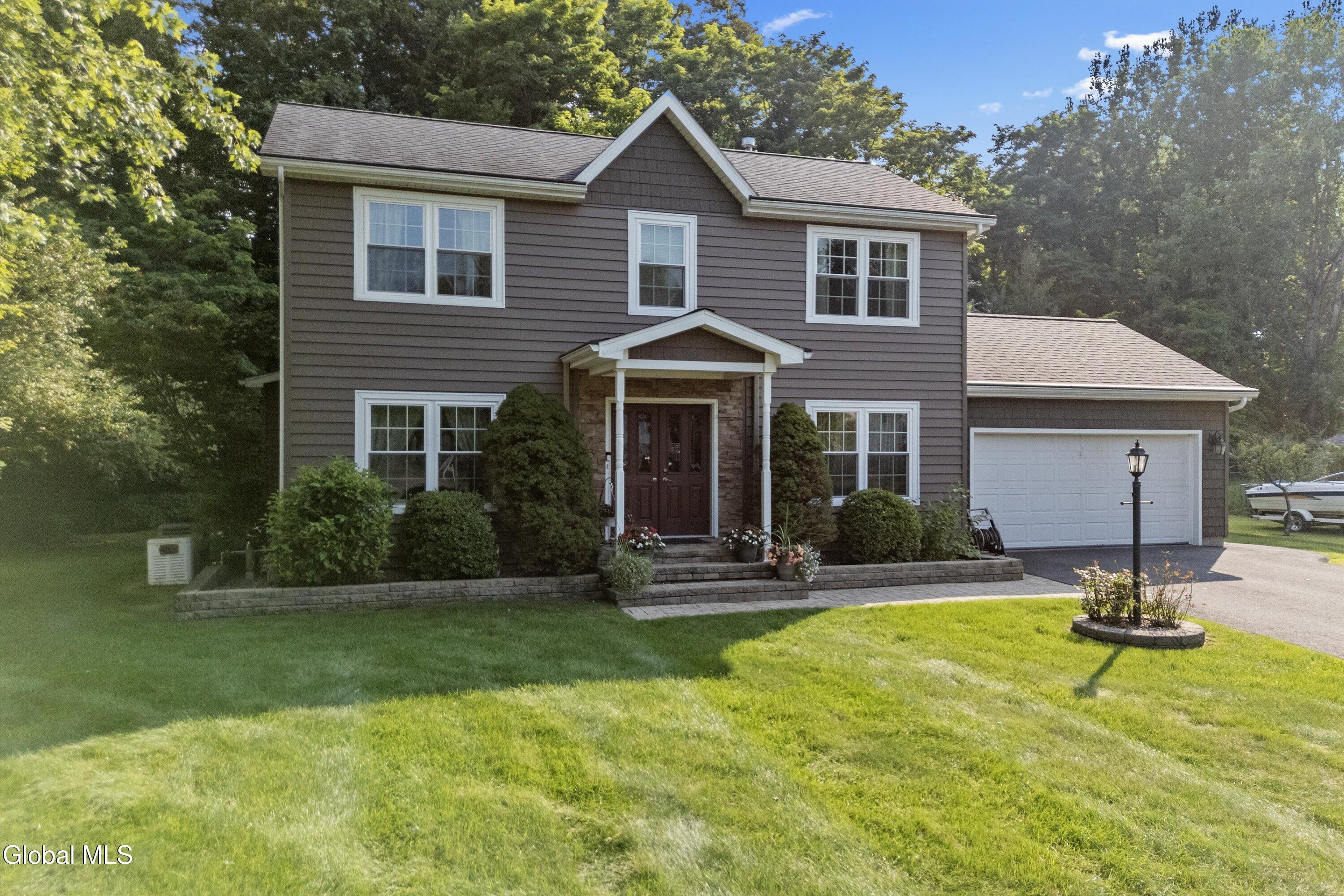 47 New Netherland Way Halfmoon, NY 12065 - Photo 3 of 48 03-47 New Netherland Way-48