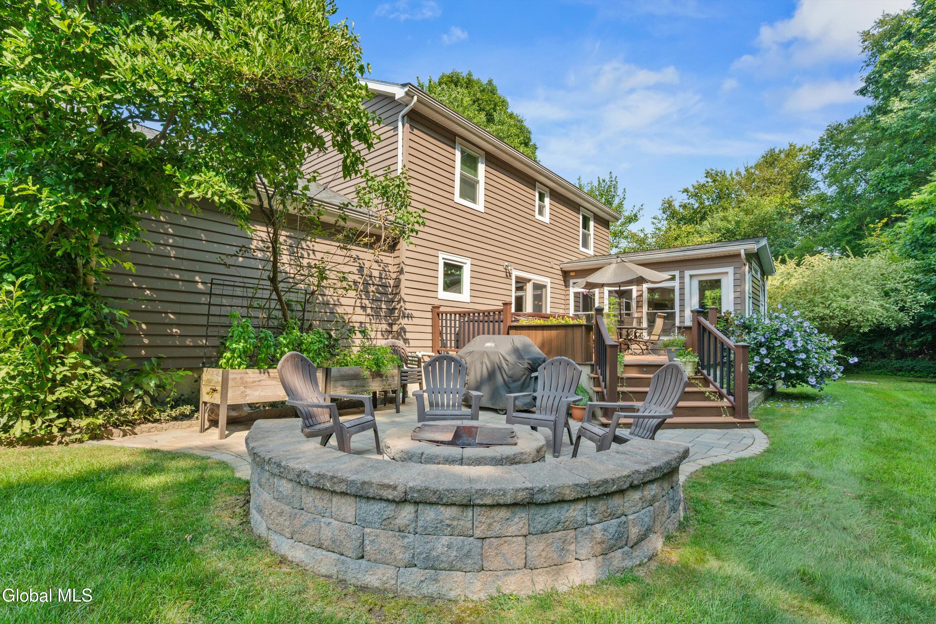 47 New Netherland Way Halfmoon, NY 12065 - Photo 46 of 48 13-47 New Netherland Way-33