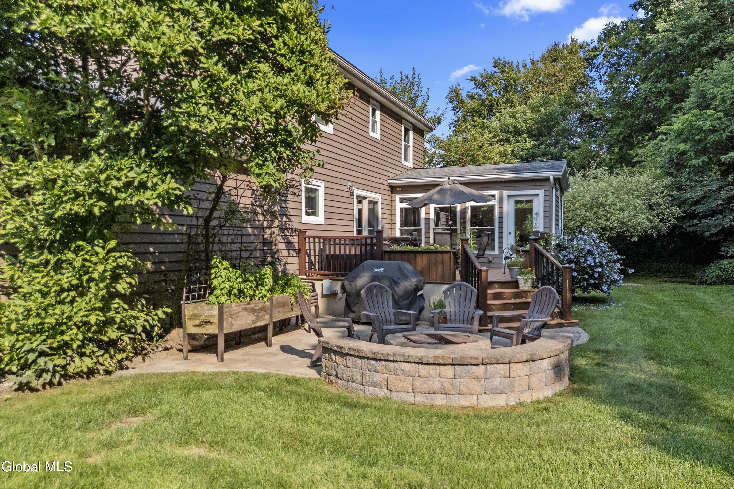 47 New Netherland Way Halfmoon, NY 12065 - Photo 47 of 48 14-47 New Netherland Way-35