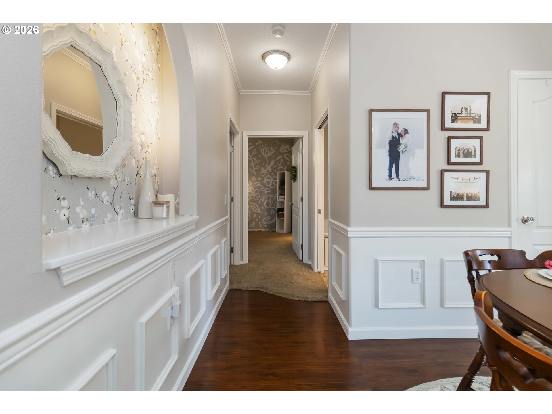 5558 Solo Point Drive Longview, WA 98632 - Photo 21 of 40 a bathroom with a sink a mirror and a toilet