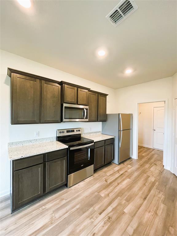 189 Switchback Hill Road Newark, TX 76071 - Photo 5 of 25