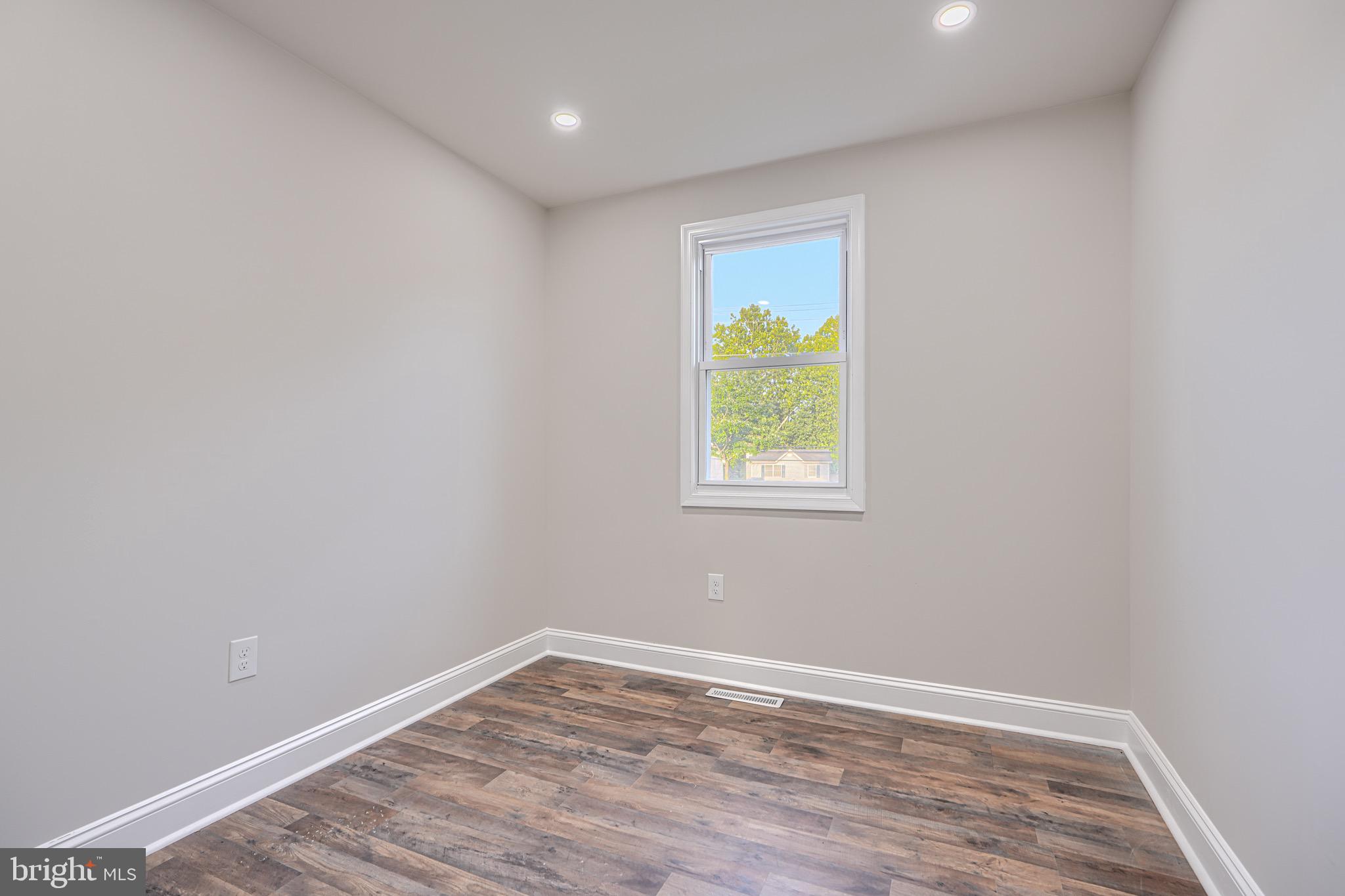 7518 Harmans Road Harmans, MD 21077 - Photo 14 of 42