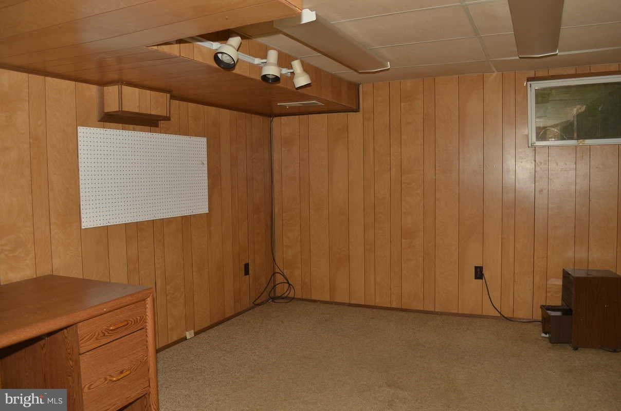 961 Shore Acres Road Arnold, MD 21012 - Photo 22 of 30 Interior (General)