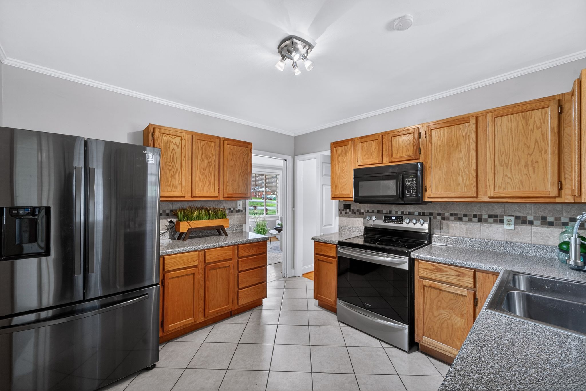 901 Vantrease Road Madison, TN 37115 - Photo 10 of 35