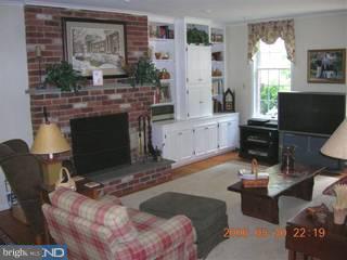 1252 Prizer Road Pottstown, PA 19465 - Photo 2 of 6 Gallery Image 2