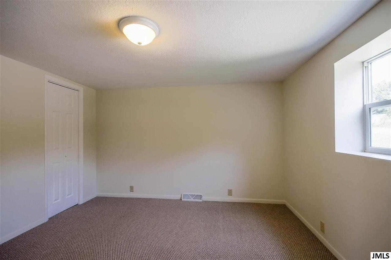1112 Donnely Road Jackson, MI 49201 - Photo 10 of 17 Photo 10