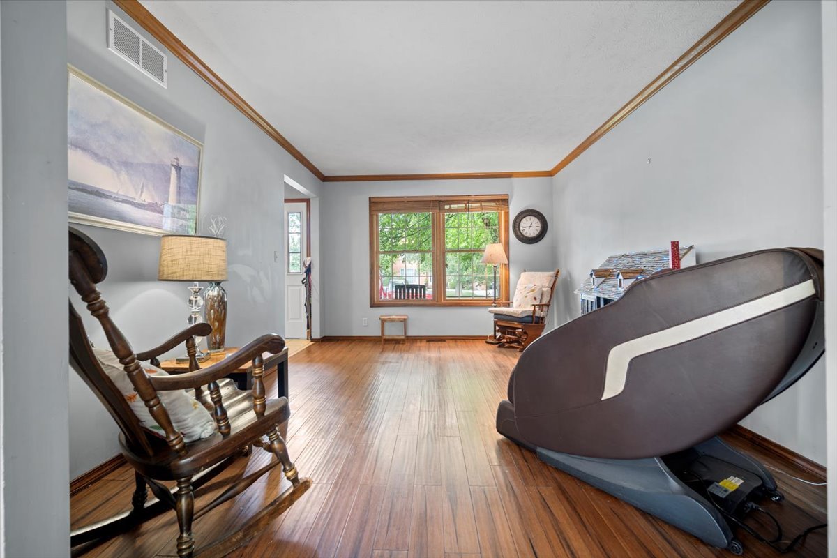 7 Swan Lake Road Bloomington, IL 61704 - Photo 4 of 31 Gallery Image 4
