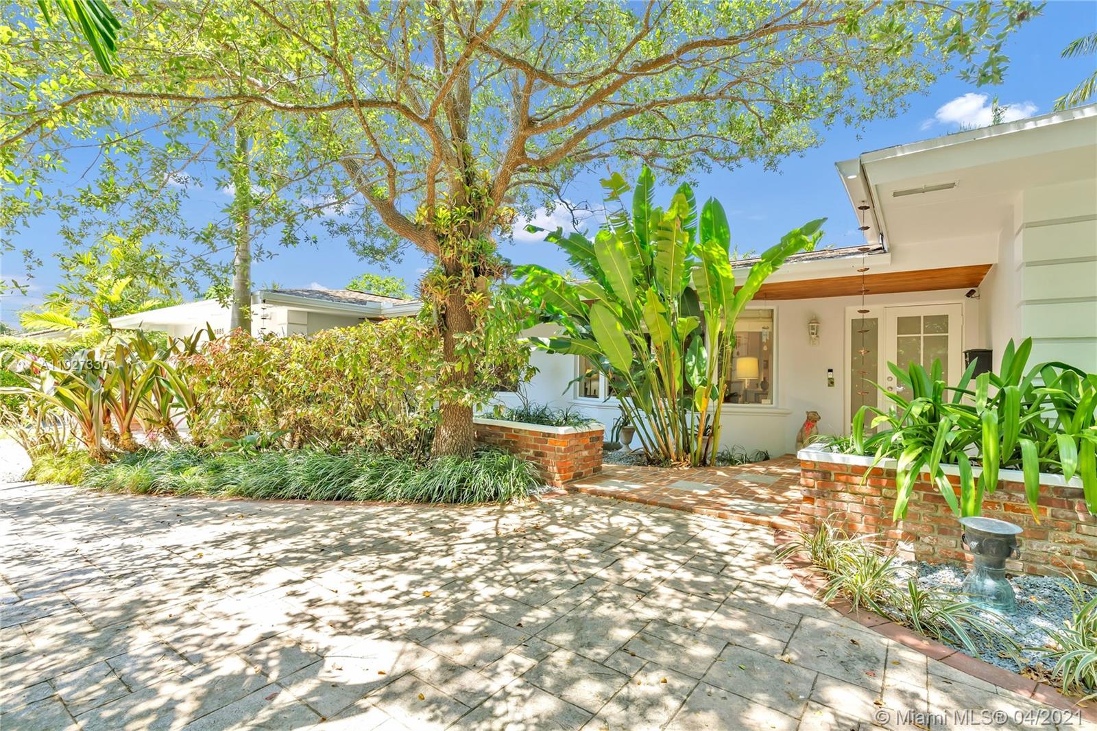 3685 Battersea Road Miami, FL 33133 - Photo 1 of 16 Gallery Image 1