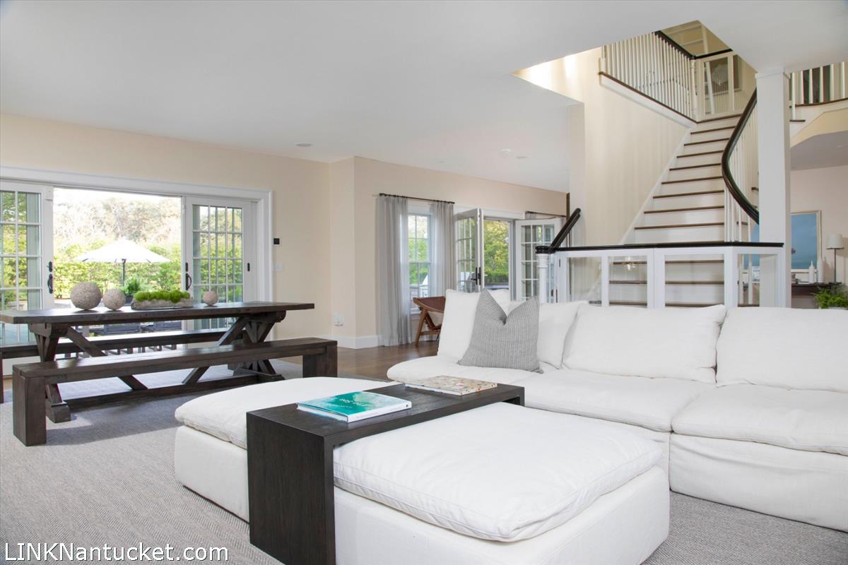 21 Brewster Road Nantucket, MA 02554 - Photo 12 of 35