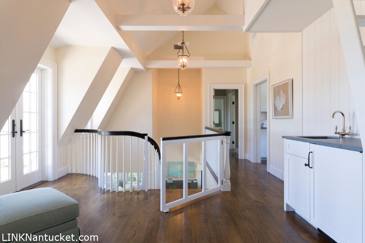 21 Brewster Road Nantucket, MA 02554 - Photo 16 of 35