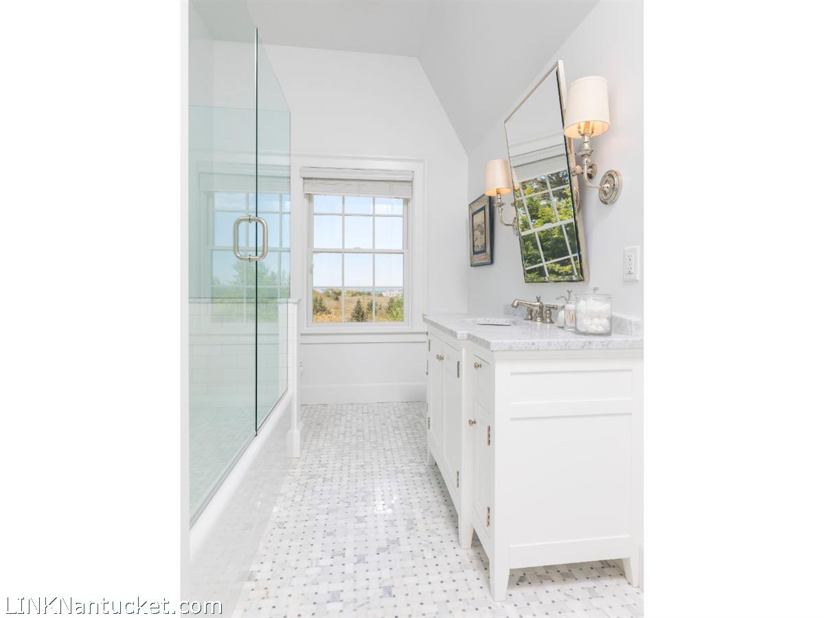 21 Brewster Road Nantucket, MA 02554 - Photo 23 of 35