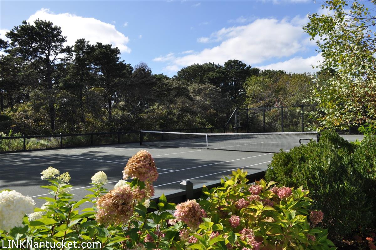 21 Brewster Road Nantucket, MA 02554 - Photo 32 of 35