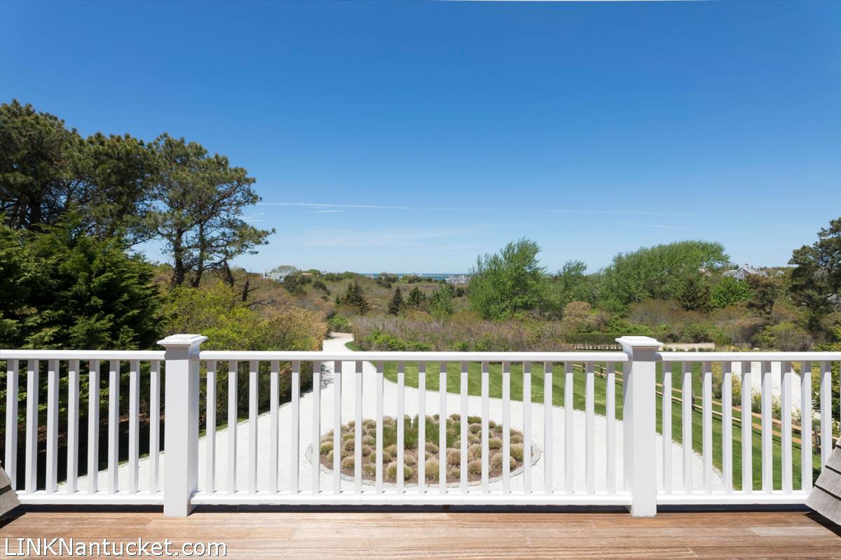 21 Brewster Road Nantucket, MA 02554 - Photo 34 of 35