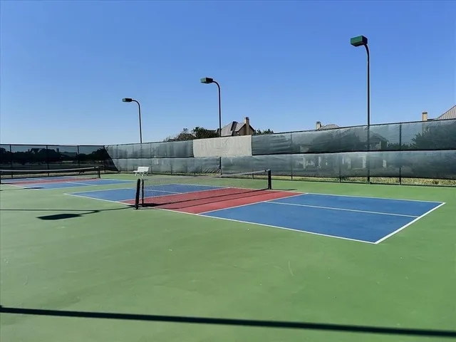 a view of a tennis court