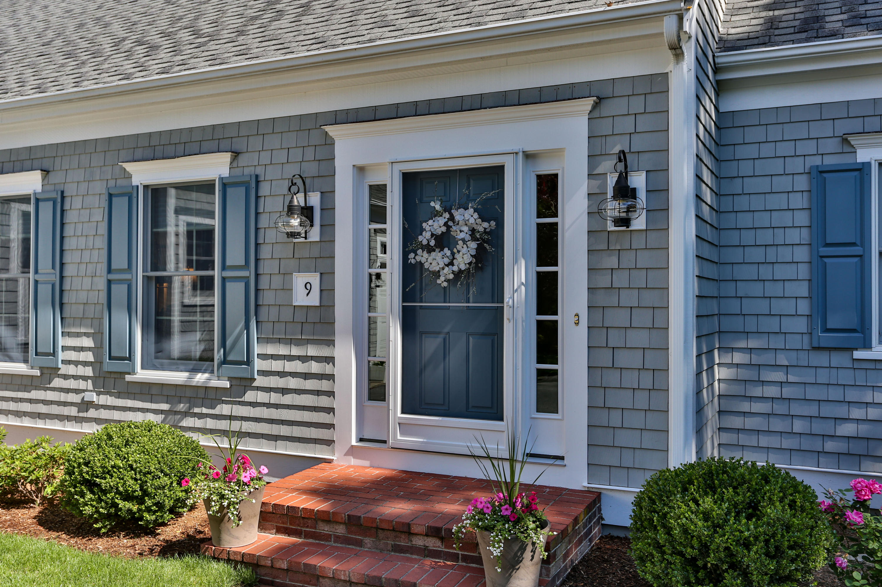 9 Harding Lane Harwich, MA 02645 - Photo 3 of 35 Lovely entry way