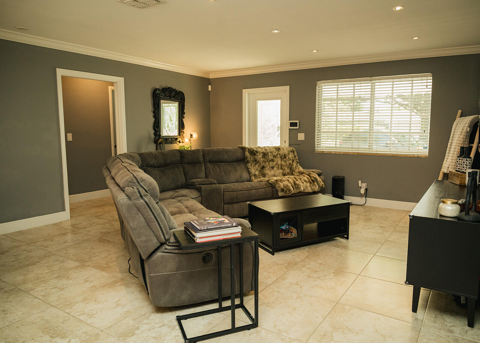 4815 Johnson Street Hollywood, FL 33021 - Photo 12 of 79 DSC_7946