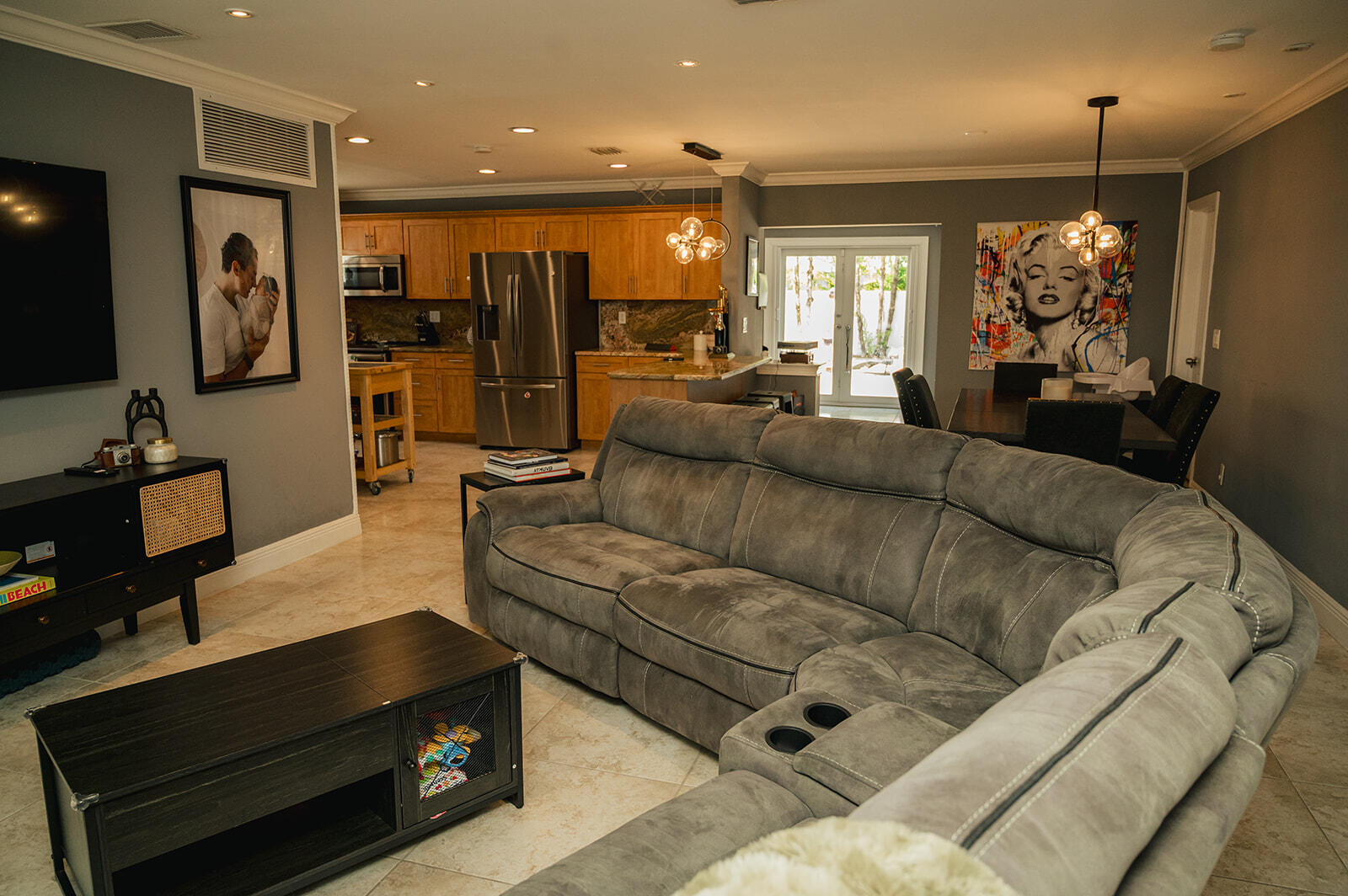 4815 Johnson Street Hollywood, FL 33021 - Photo 9 of 79 DSC_7984