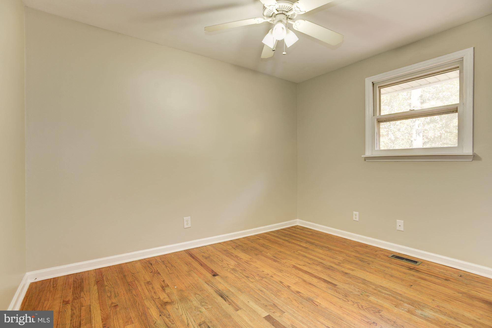 5123 Old Hanover Road Westminster, MD 21158 - Photo 16 of 40 Bedroom