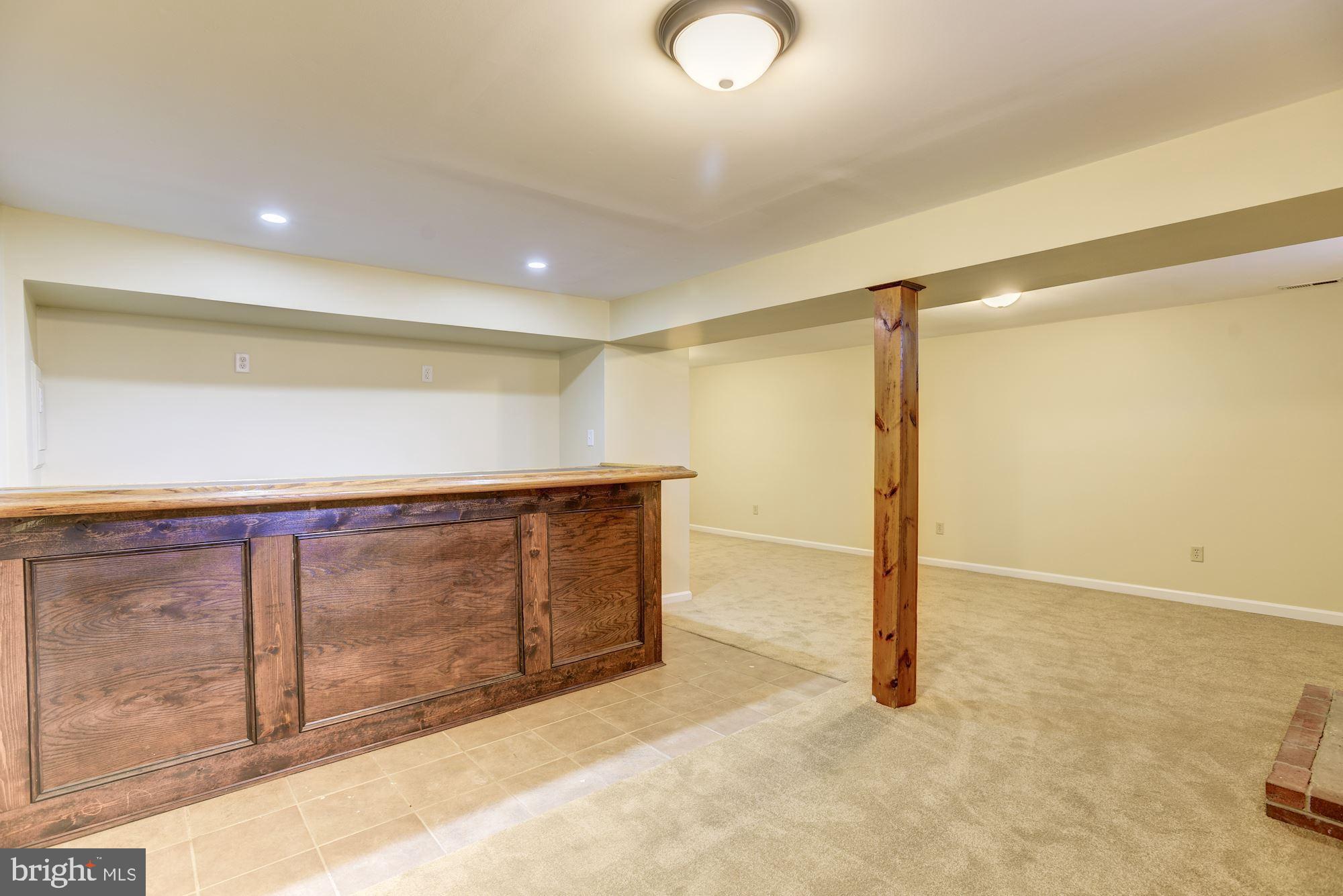 5123 Old Hanover Road Westminster, MD 21158 - Photo 19 of 40 Family Room