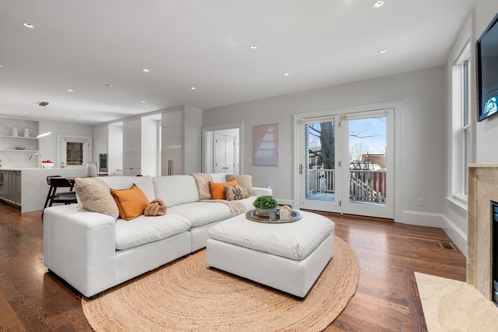 73 Herrick Road Newton, MA 02459 - Photo 10 of 40