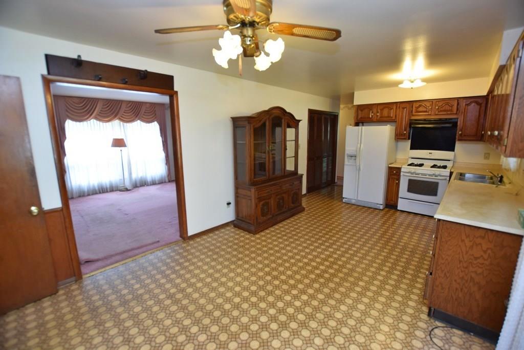 140 West Central Way Pendleton, IN 46064 - Photo 8 of 20