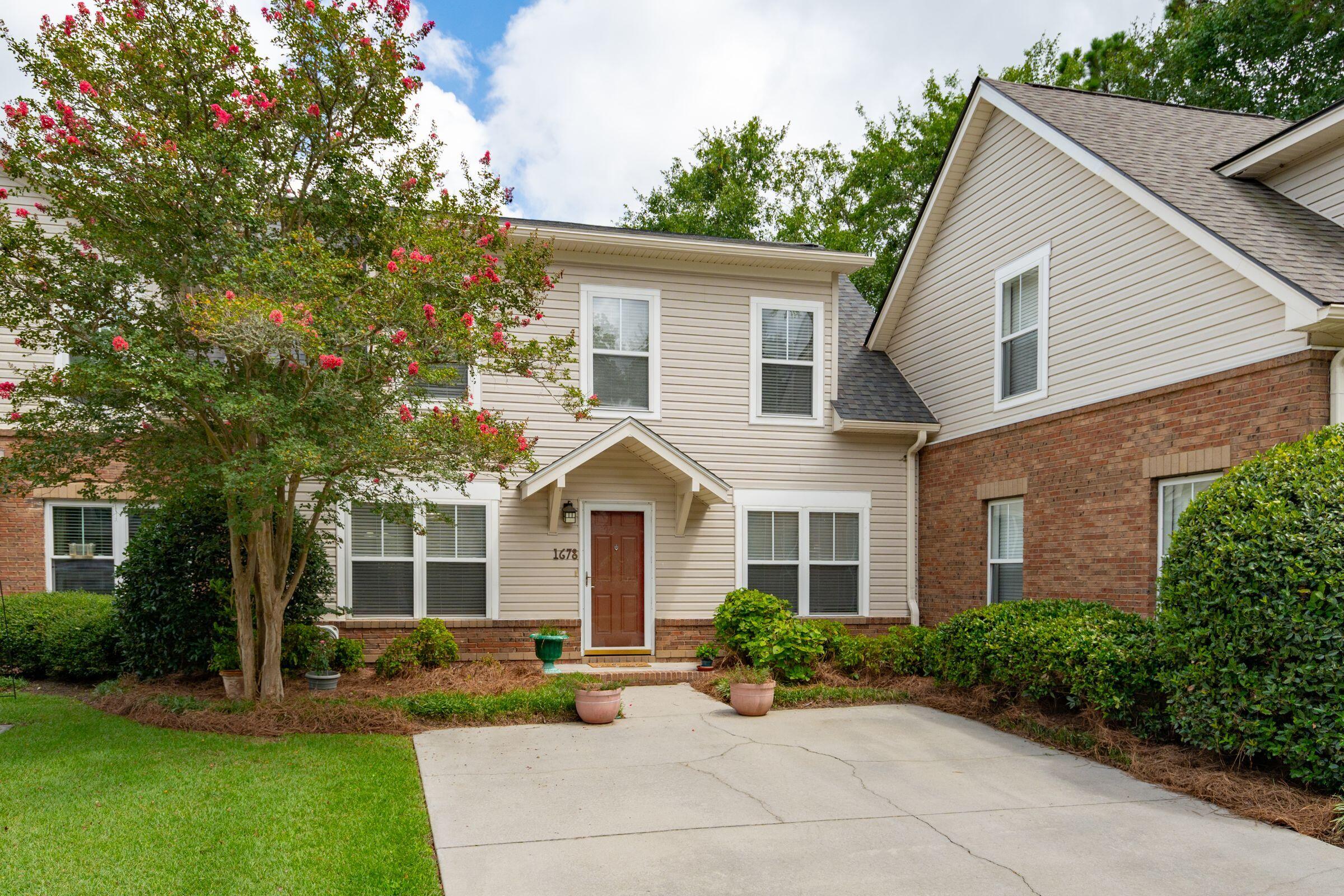 1678 Lauda Drive Mount Pleasant, SC 29464 - Photo 3 of 43 3