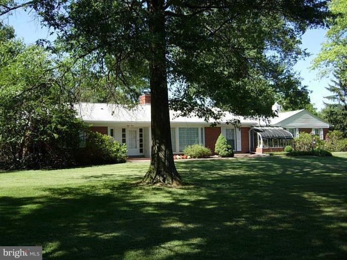 Exterior (Main)