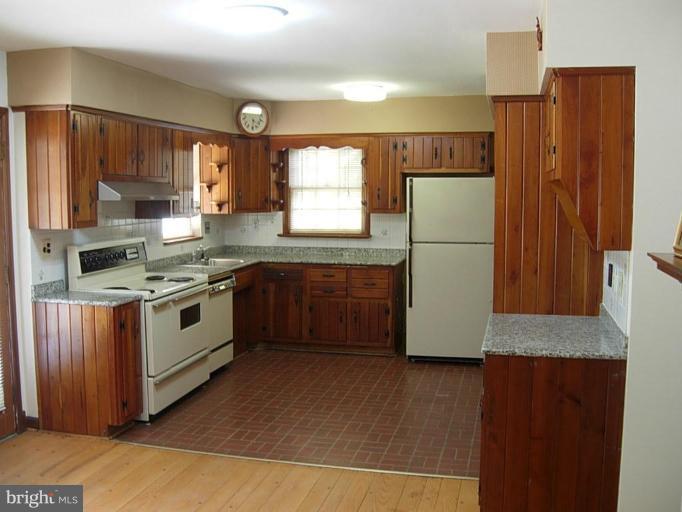 812 Notley Road Silver Spring, MD 20904 - Photo 17 of 27 Kitchen #3