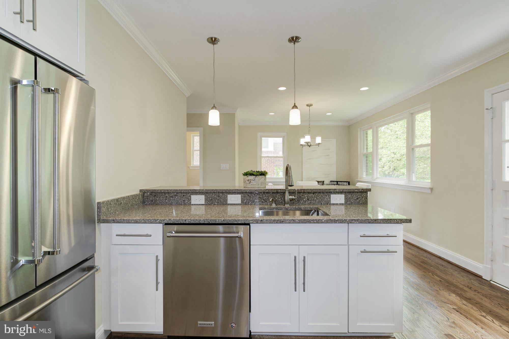 9508 Hale Place Silver Spring, MD 20910 - Photo 11 of 30 Kitchen