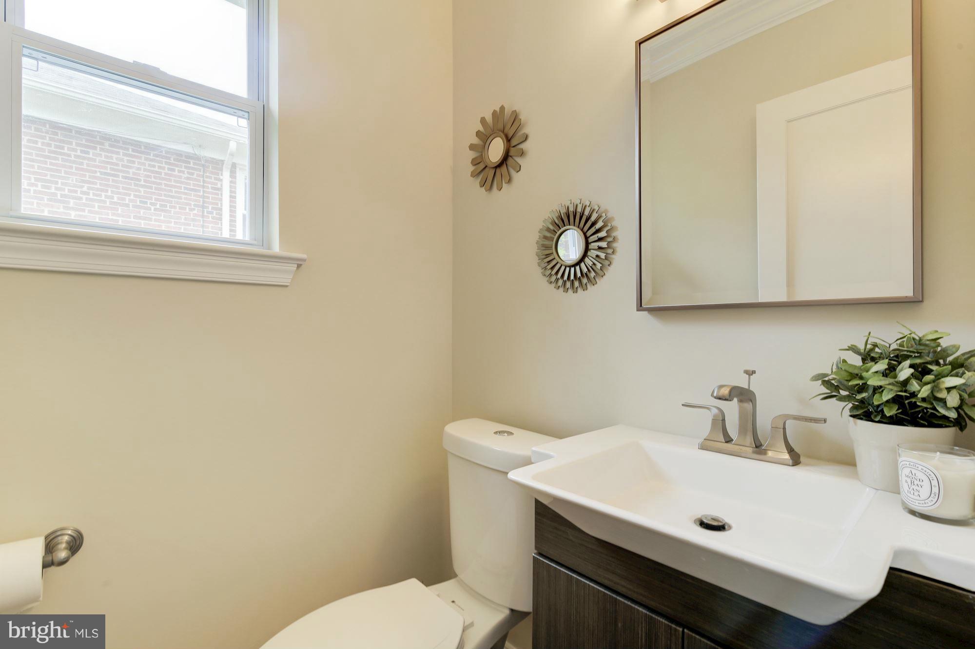 9508 Hale Place Silver Spring, MD 20910 - Photo 6 of 30 Main Level Powder Room