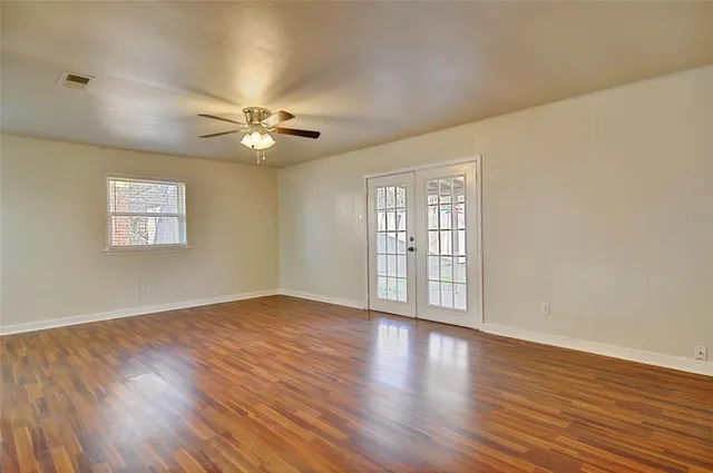 $1,950 | 208 Rolling Hills Drive, Aledo, TX 76008