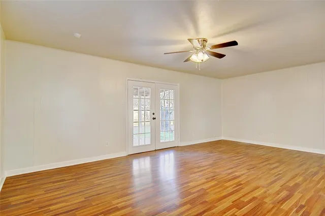 $1,950 | 208 Rolling Hills Drive, Aledo, TX 76008