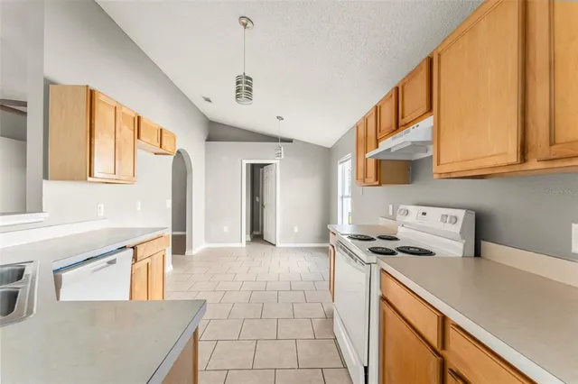 $335,000 | 881 Vanderbilt Drive, Eustis, FL 32726