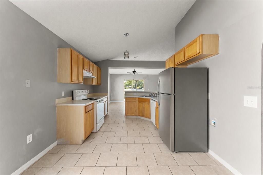 881 Vanderbilt Drive Eustis, FL 32726 - Photo 28 of 34