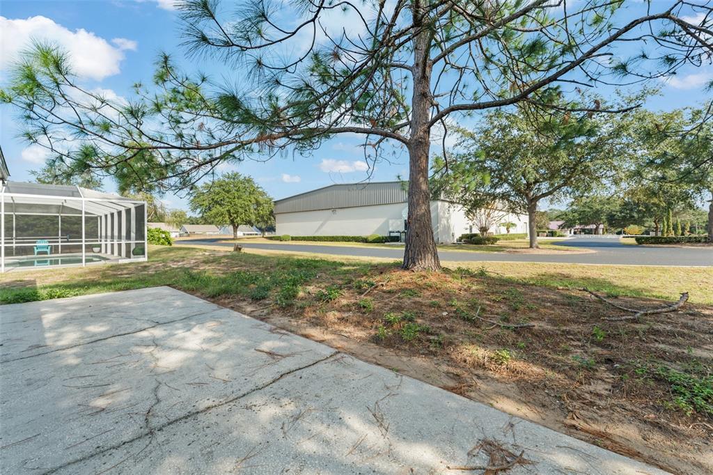 881 Vanderbilt Drive Eustis, FL 32726 - Photo 32 of 34