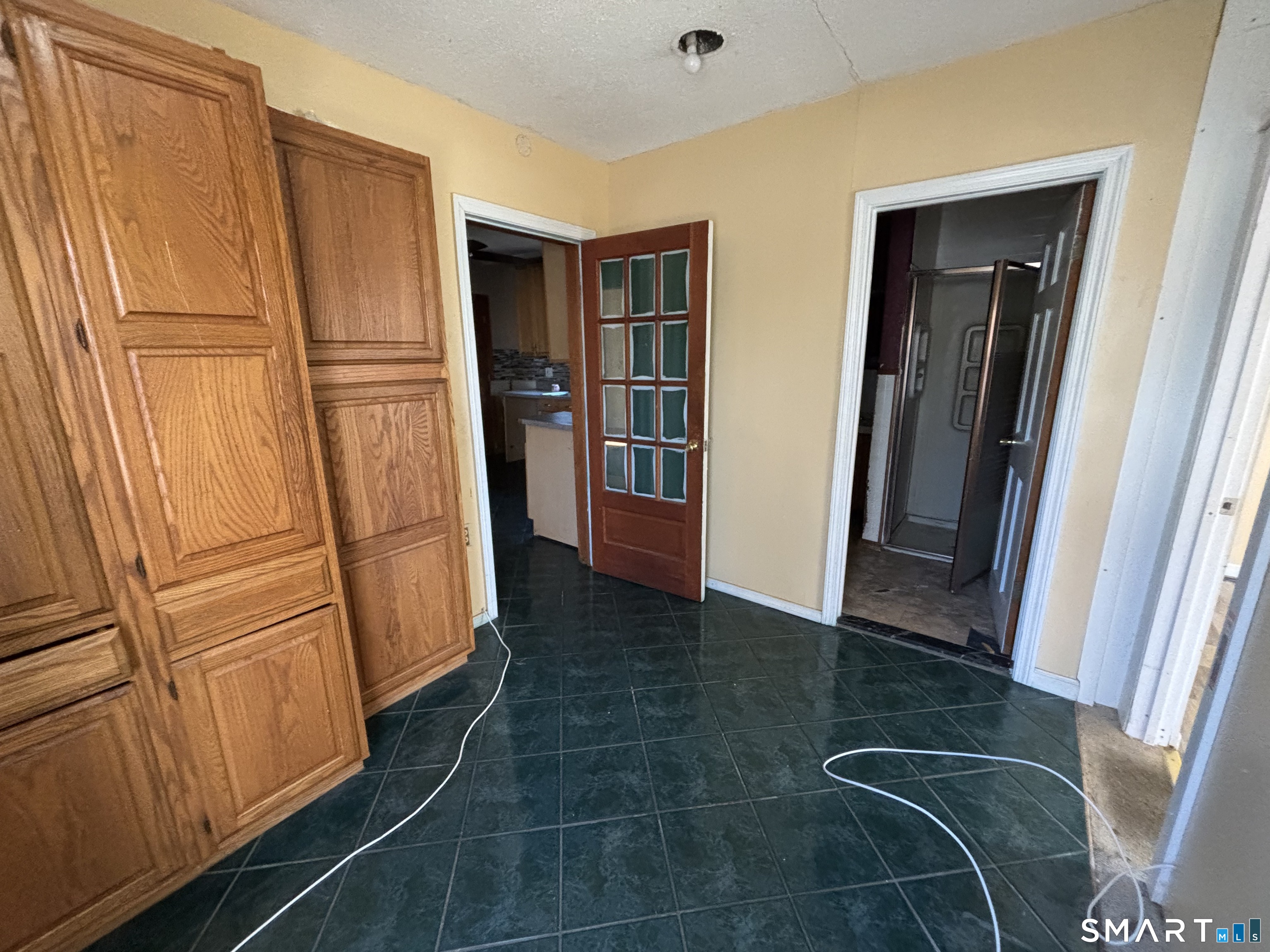 306 Homestead Avenue Waterbury, CT 06705 - Photo 22 of 24