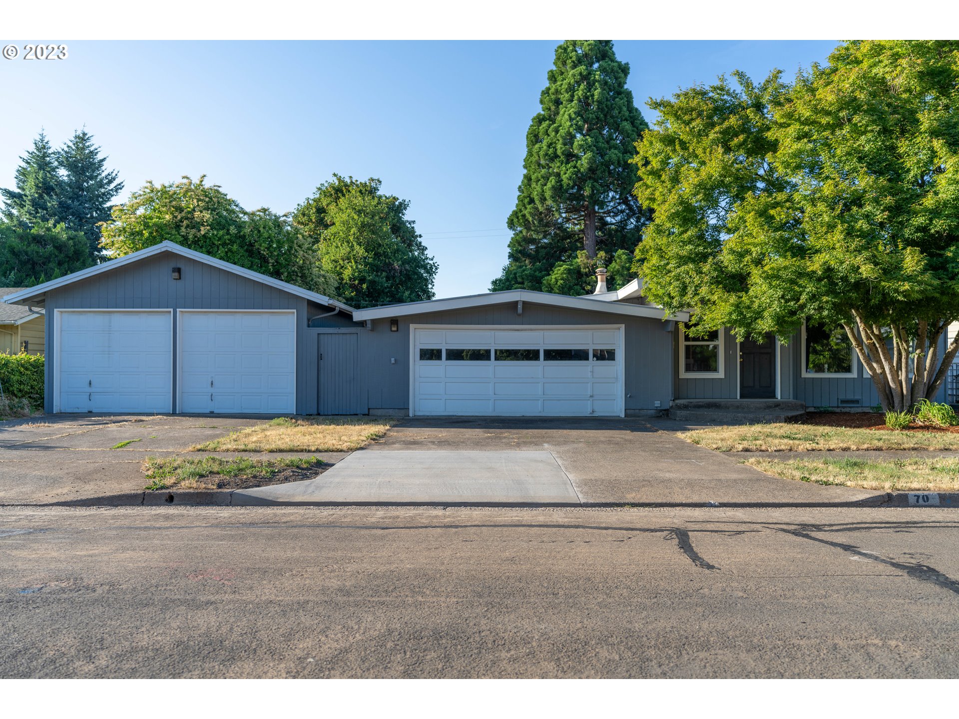 70 Greenvale Drive Springfield, OR 97477 - Photo 1 of 46 Gallery Image 1