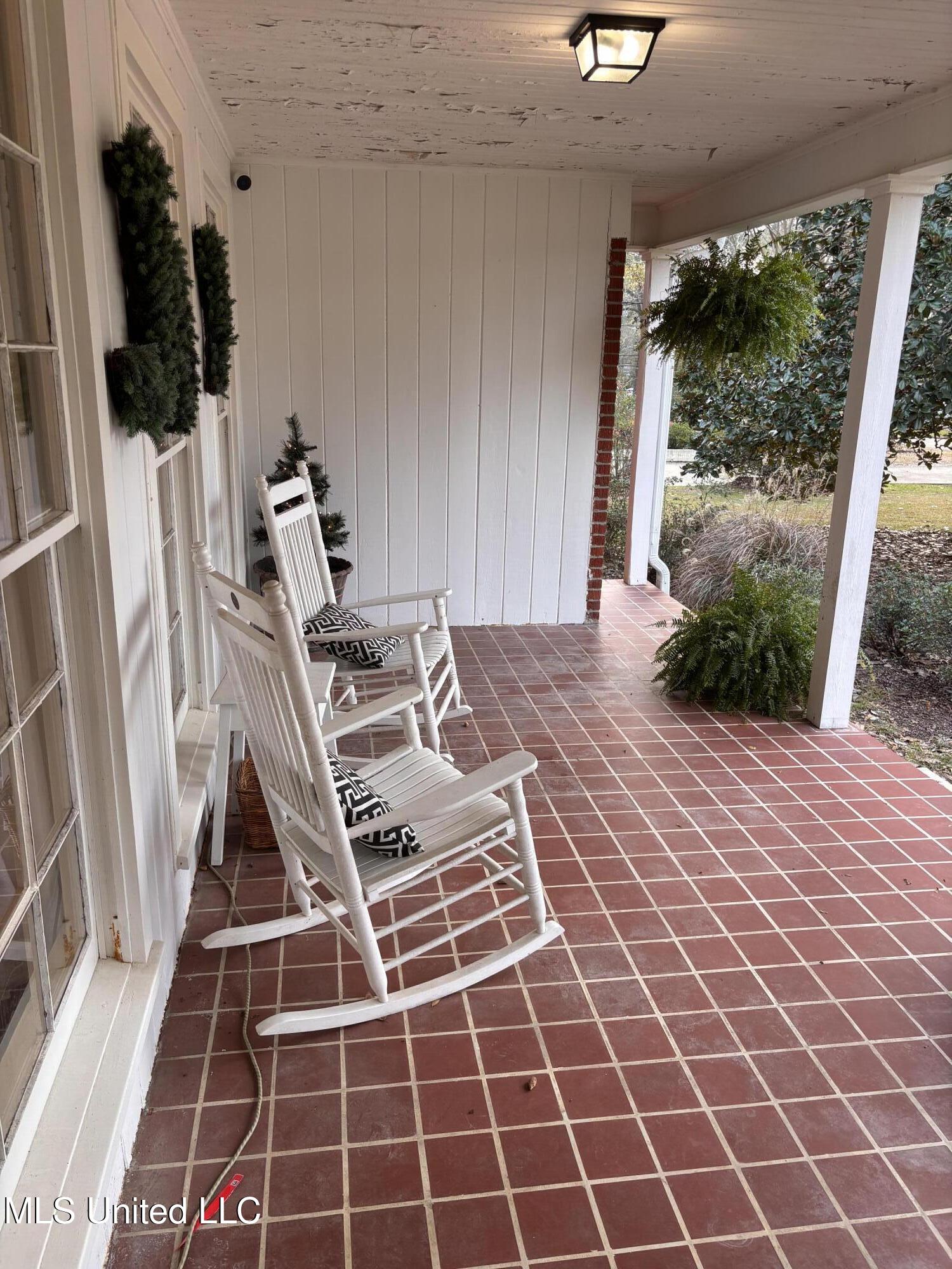 941 South Church Street Brookhaven, MS 39601 - Photo 17 of 38 IMG_6680